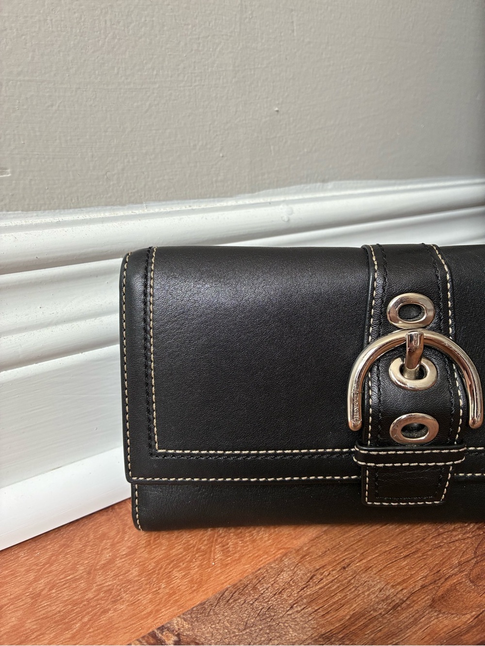 Coach Soho Vintage Buckle Flap Leather Wallet with Checkbook Holder Insert Y2K - Picture 5 of 16